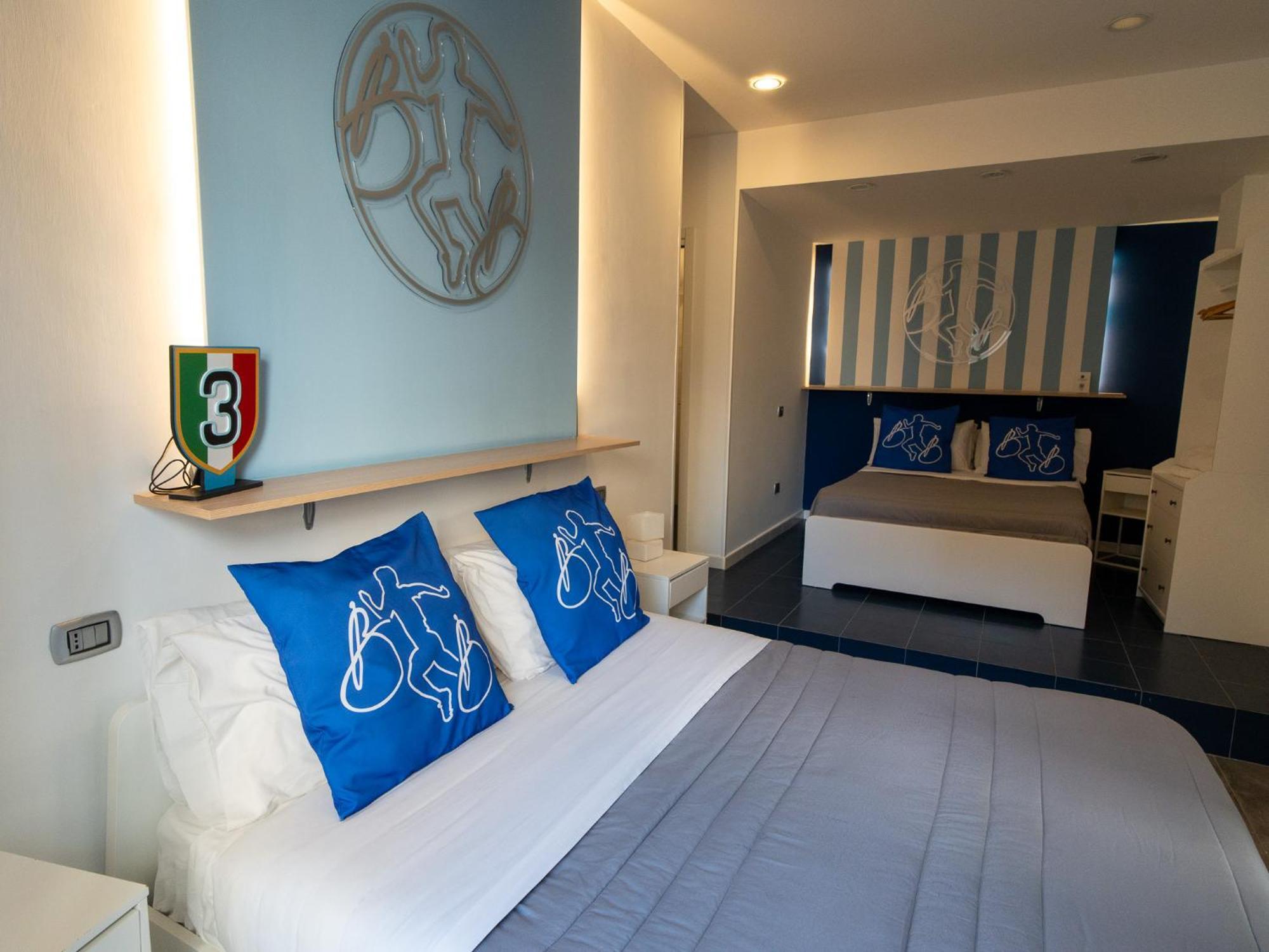 B&B I Murales Naples Extérieur photo